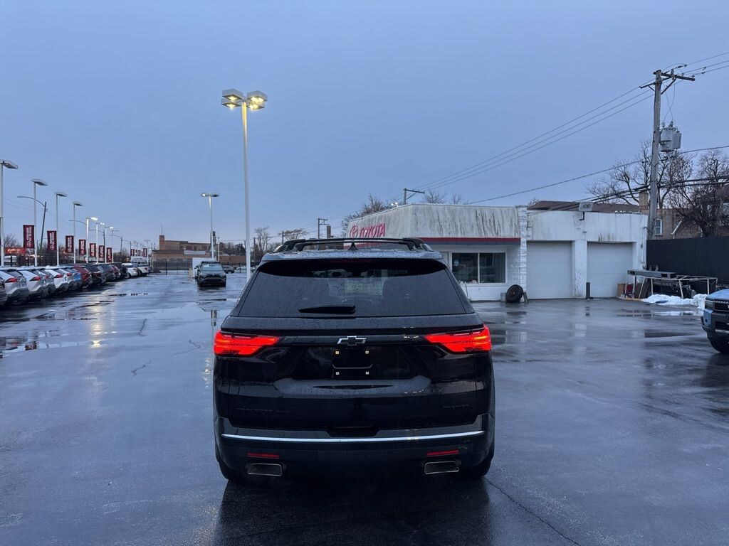 Used 2022 Chevrolet Traverse Premier SUV