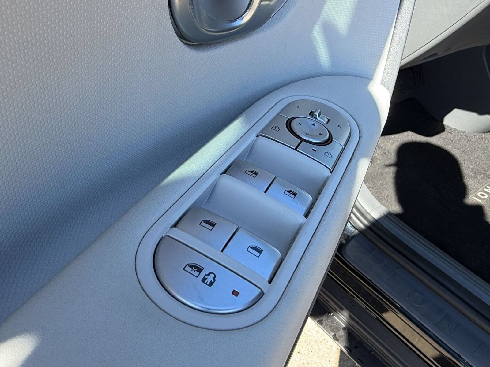 2024 Hyundai IONIQ 5 SEL - Photo 28