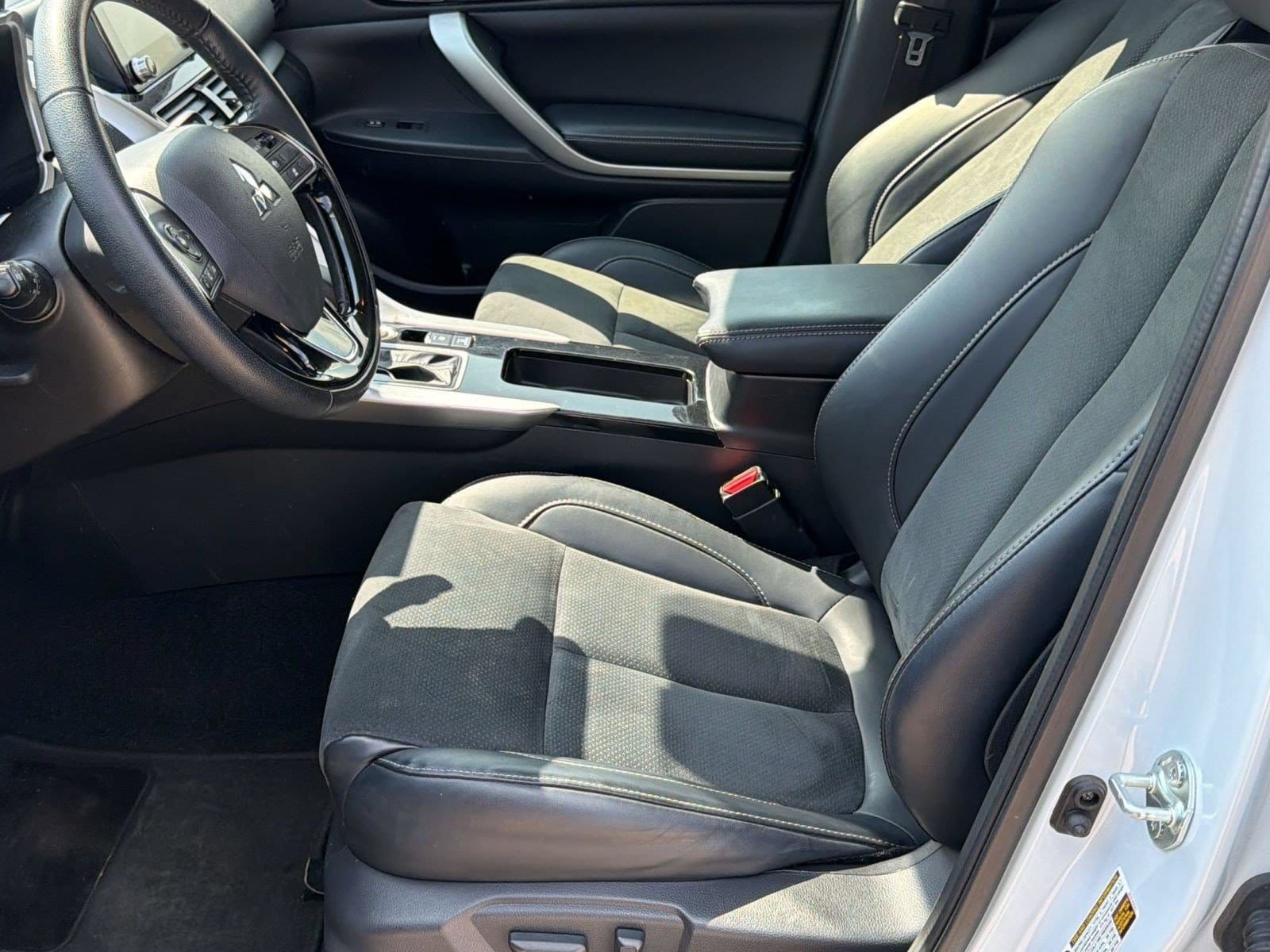 Eclipse Cross SE SUV