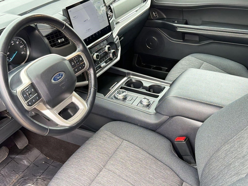 Used 2022 Ford Expedition XLT SUV