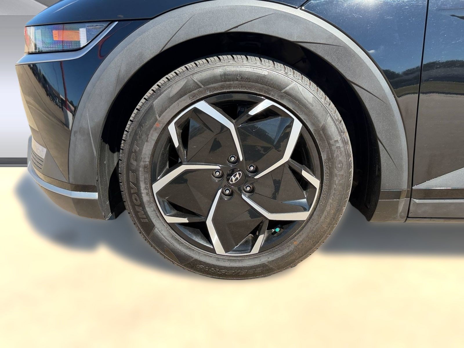 2024 Hyundai IONIQ 5 SEL - Photo 12