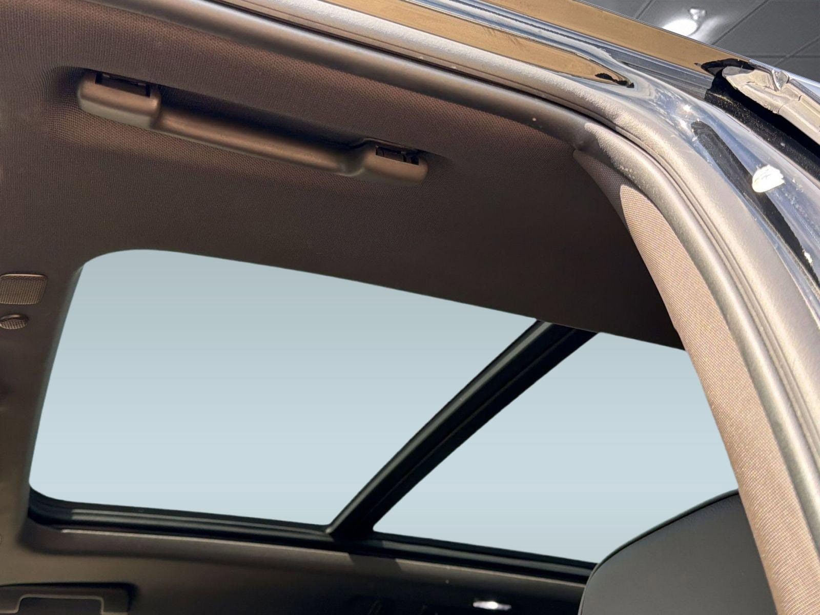 2023 GMC Yukon XL Denali - Photo 15