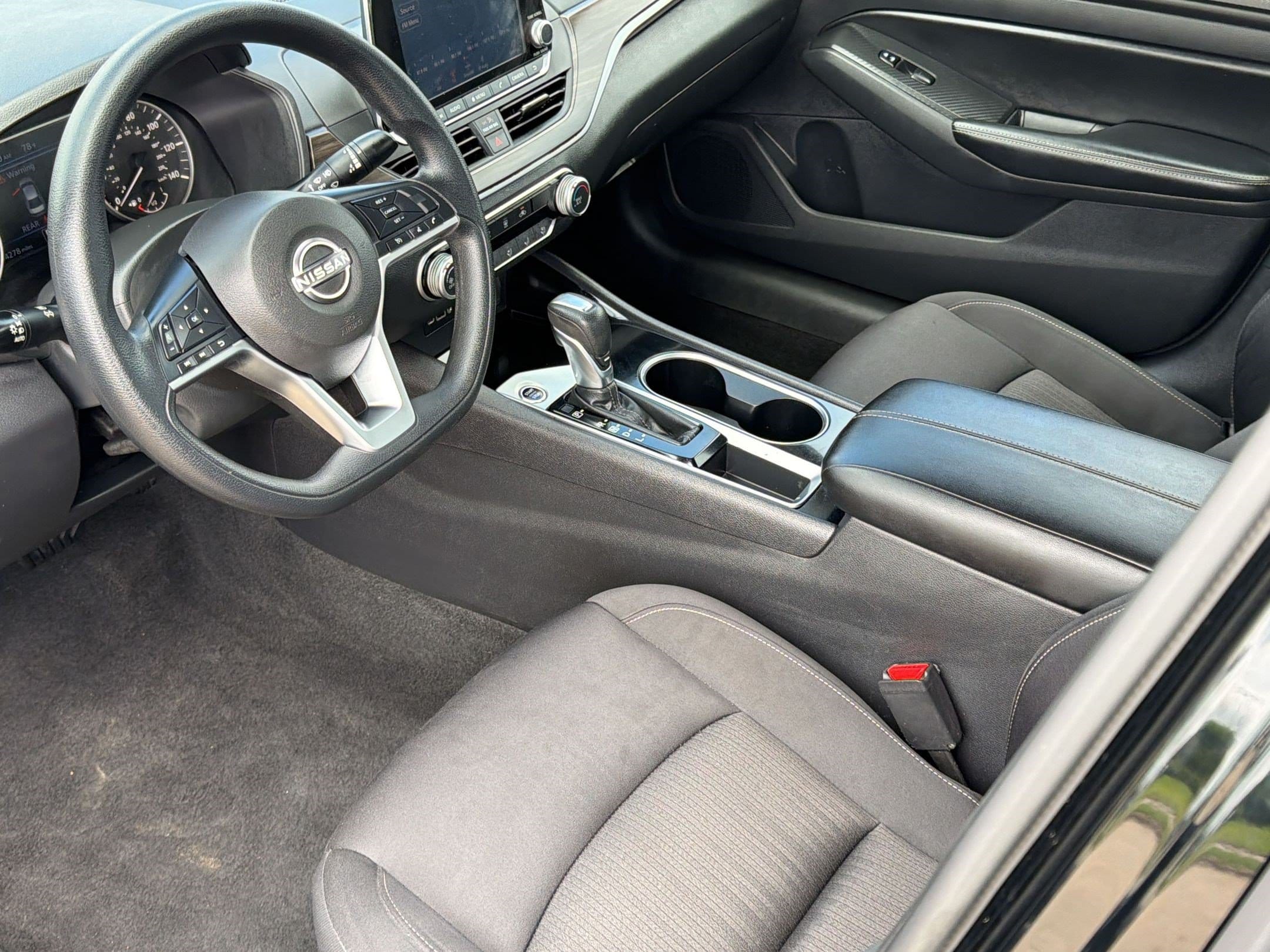 Altima 2.5 SV Sedan