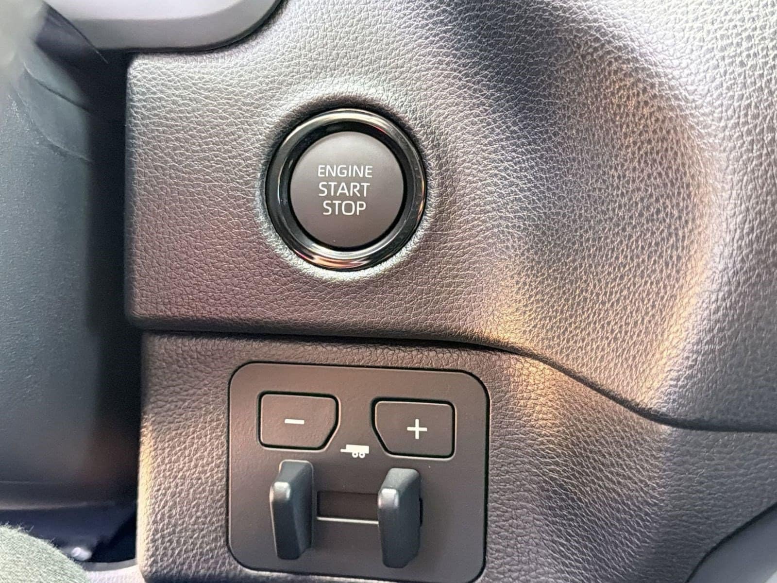 2026 Toyota Tundra SR5 - Photo 27