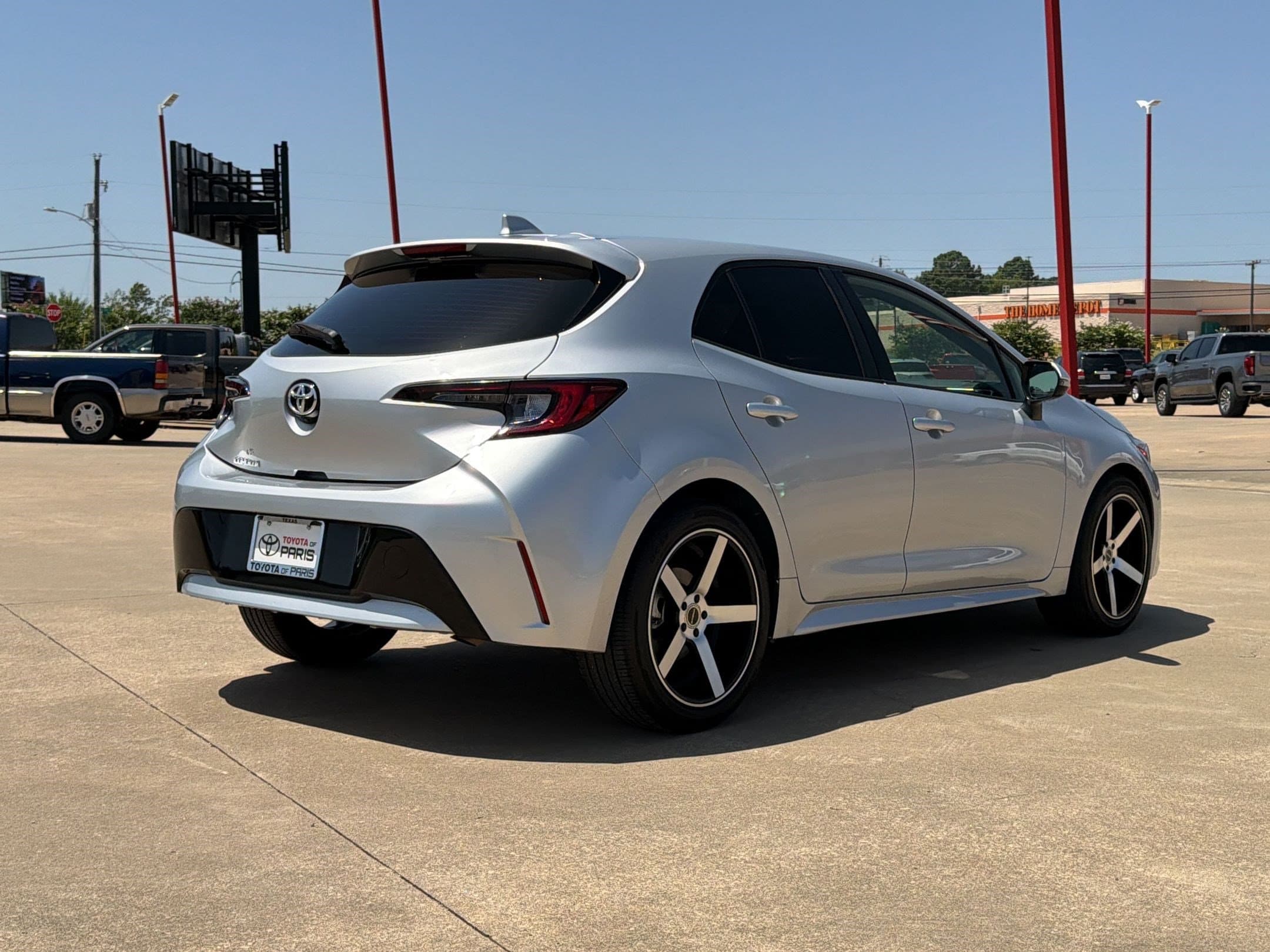 2024 Toyota Corolla Hatchback SE - Photo 9