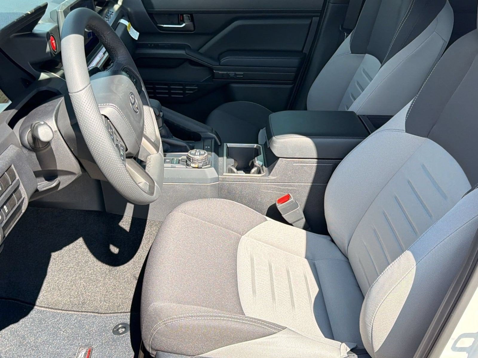2026 Toyota Tacoma TRD Off Road - Photo 5