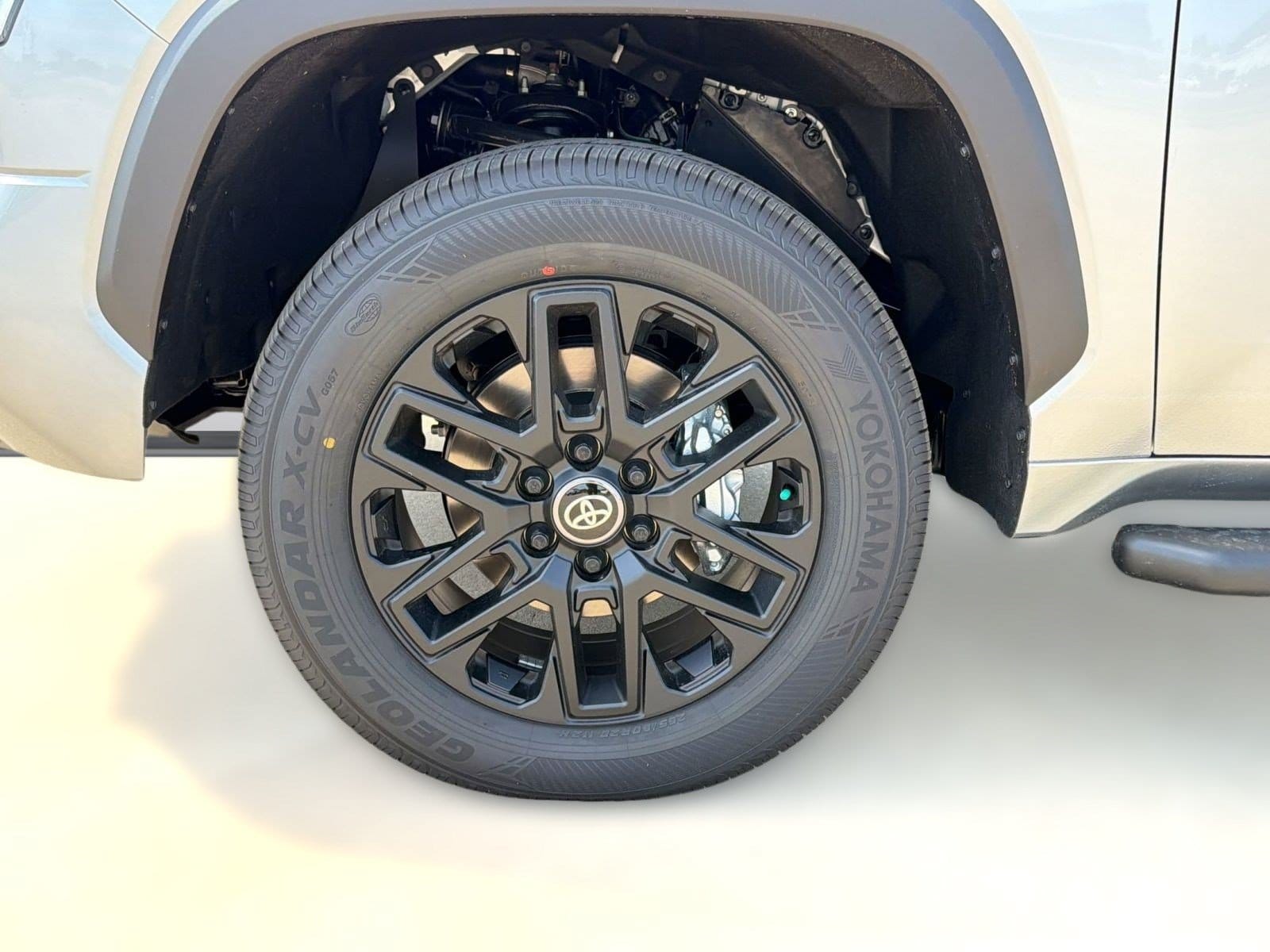 2026 Toyota Tundra SR5 - Photo 10