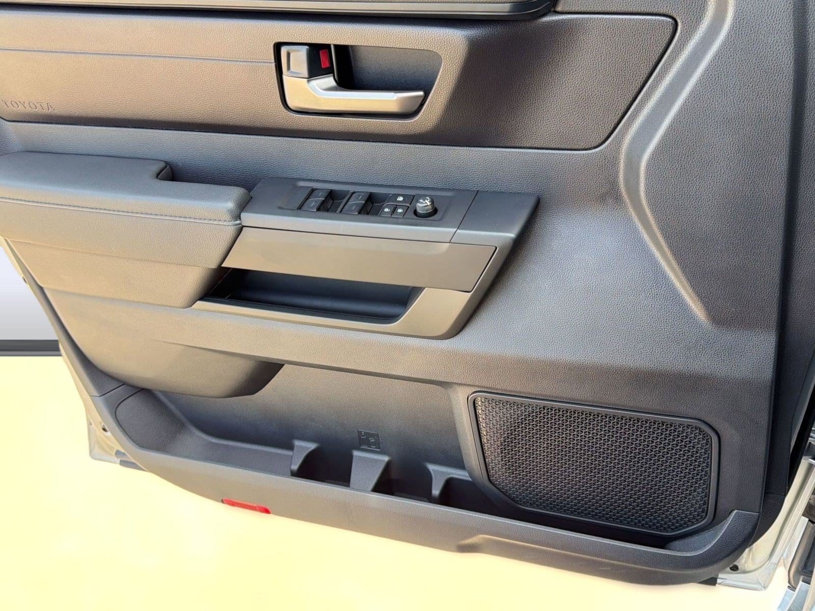 2026 Toyota Tundra SR5 - Photo 29