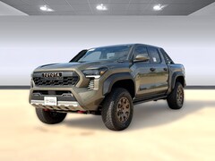 2026 Toyota Tacoma i-FORCE MAX Trailhunter 4X4 DOUBLE CAB HV