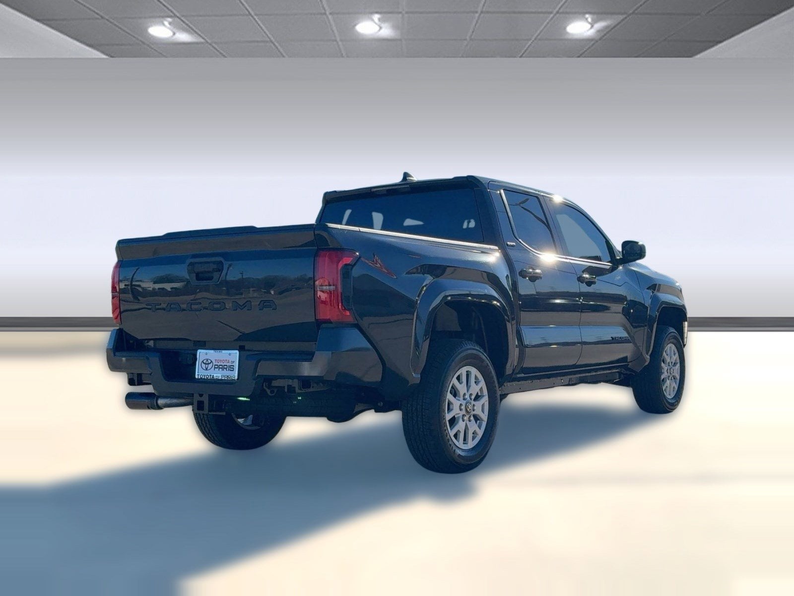 2026 Toyota Tacoma SR5 - Photo 9