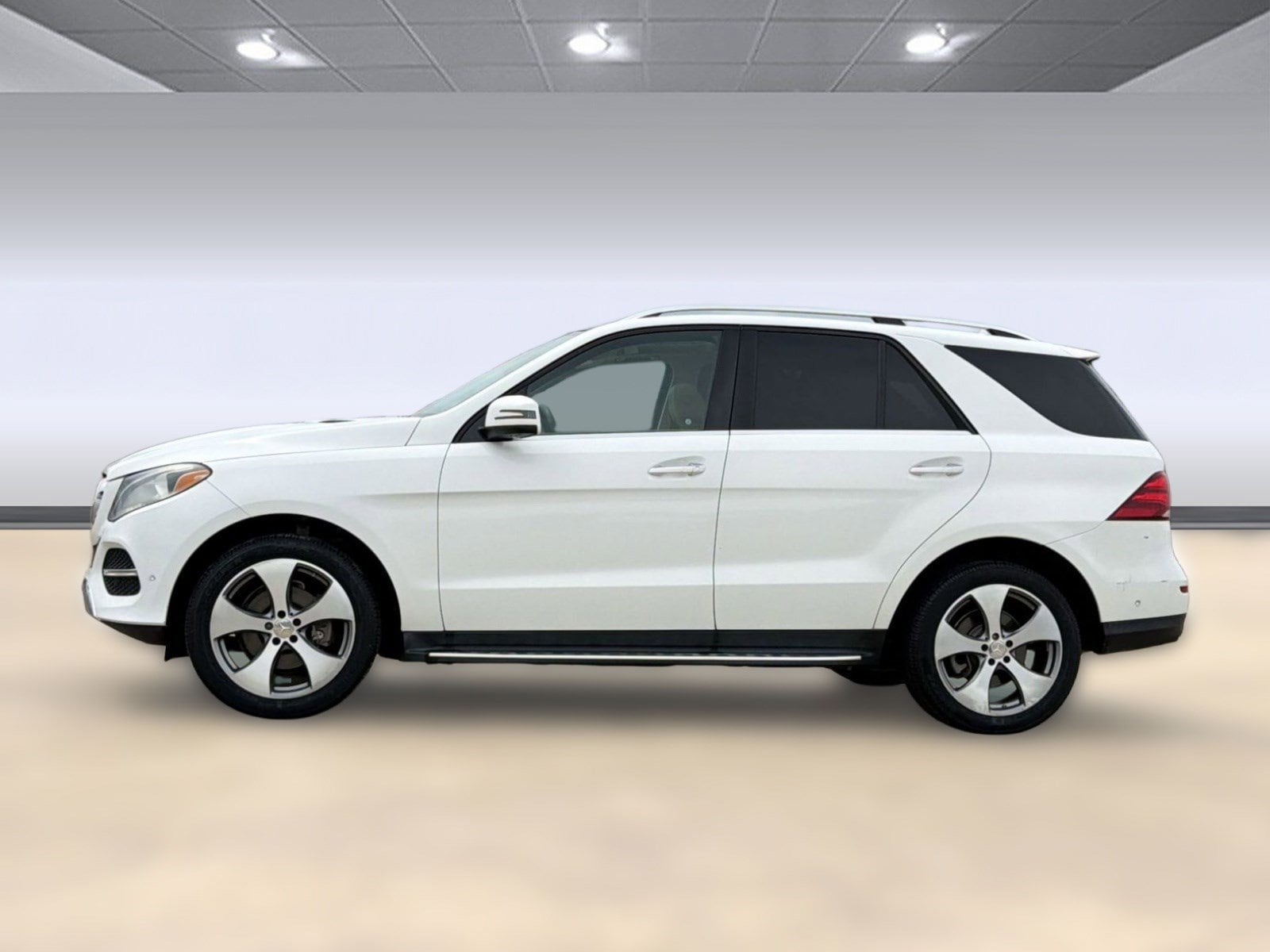 Used 2016 Mercedes-Benz GLE-Class GLE350 with VIN 4JGDA5JB4GA719277 for sale in Paris, TX