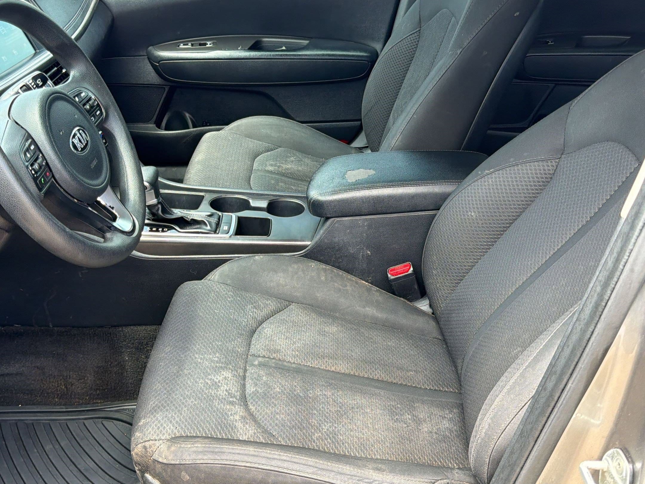 Optima LX Sedan