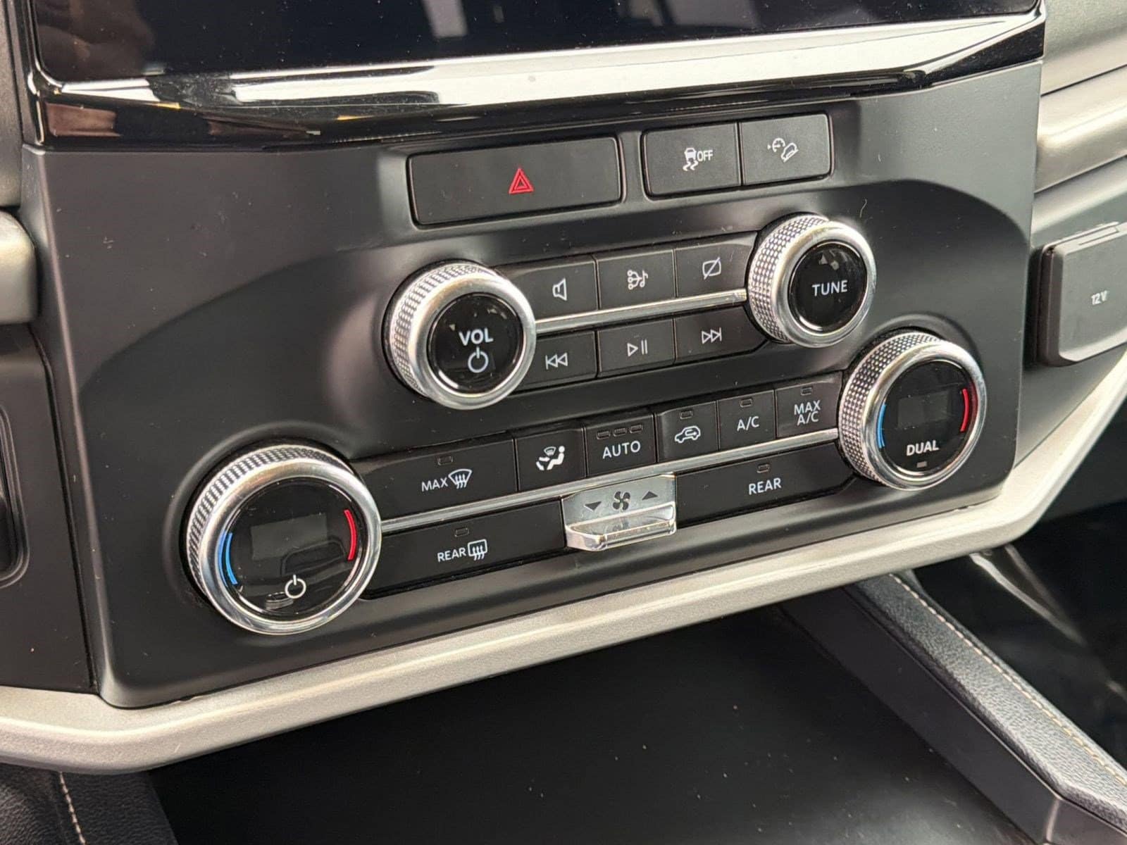2022 Ford Expedition XLT - Photo 26