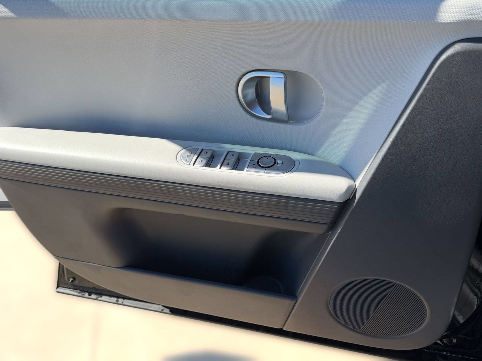 2024 Hyundai IONIQ 5 SEL - Photo 13