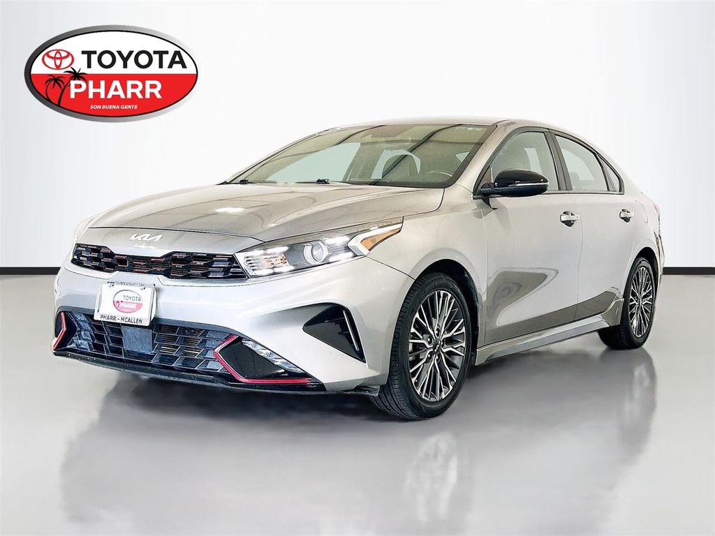 2023 Kia Forte GT-Line AT's photo