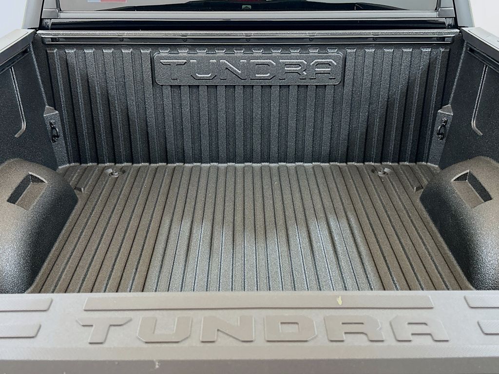 2026 Toyota Tundra SR5 - Photo 7