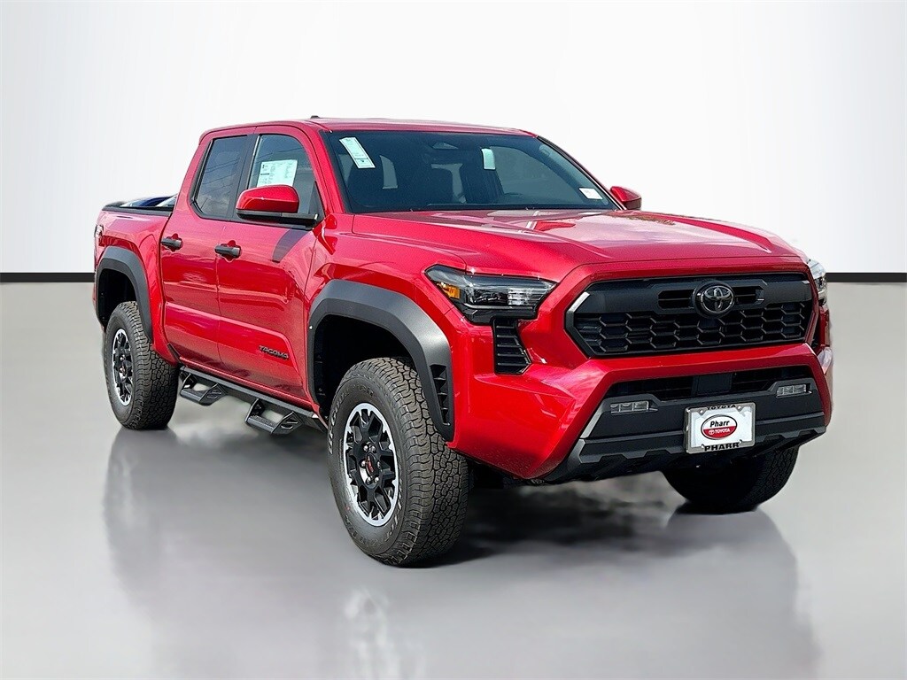 2025 Toyota Tacoma TRD Off-Road photo 3