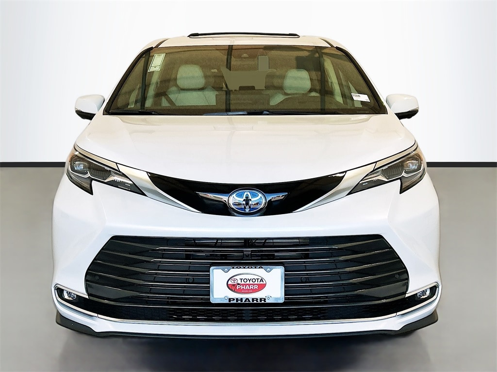 New 2025 Toyota Sienna Platinum Van Passenger Van