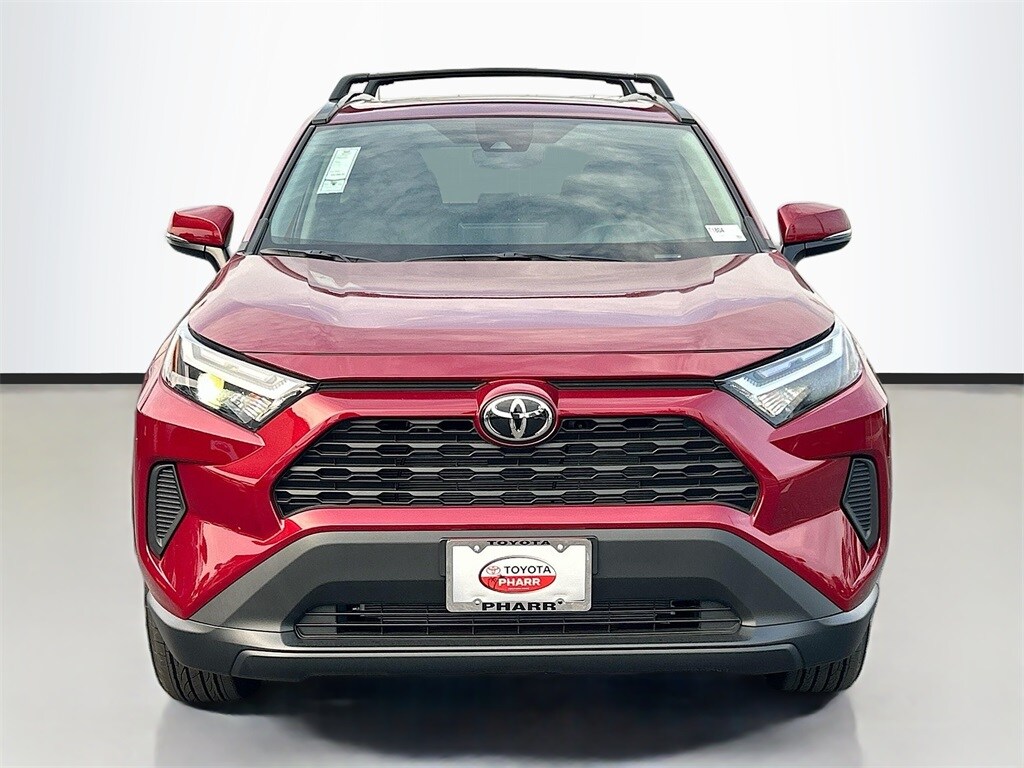 2025 Toyota RAV4 XLE photo 2