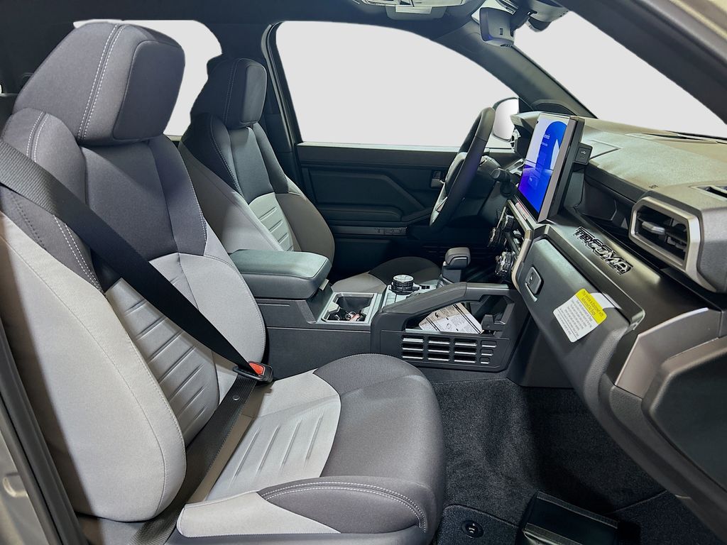 2025 Toyota Tacoma TRD Off Road - Photo 26