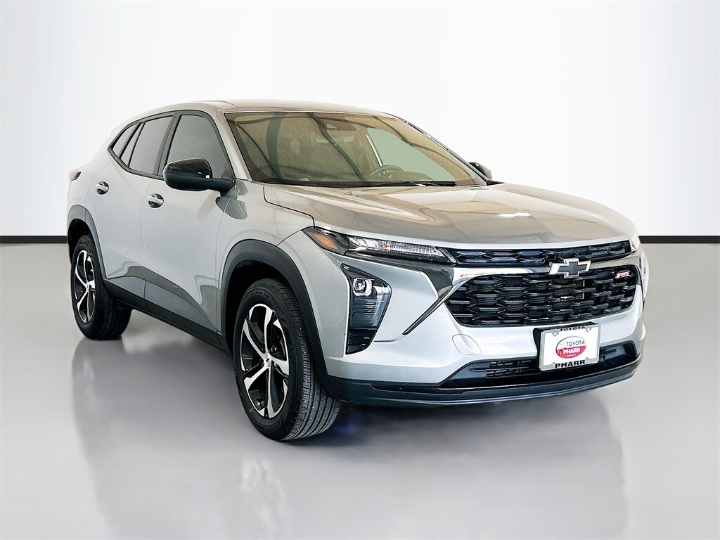 2024 Chevrolet Trax photo 3