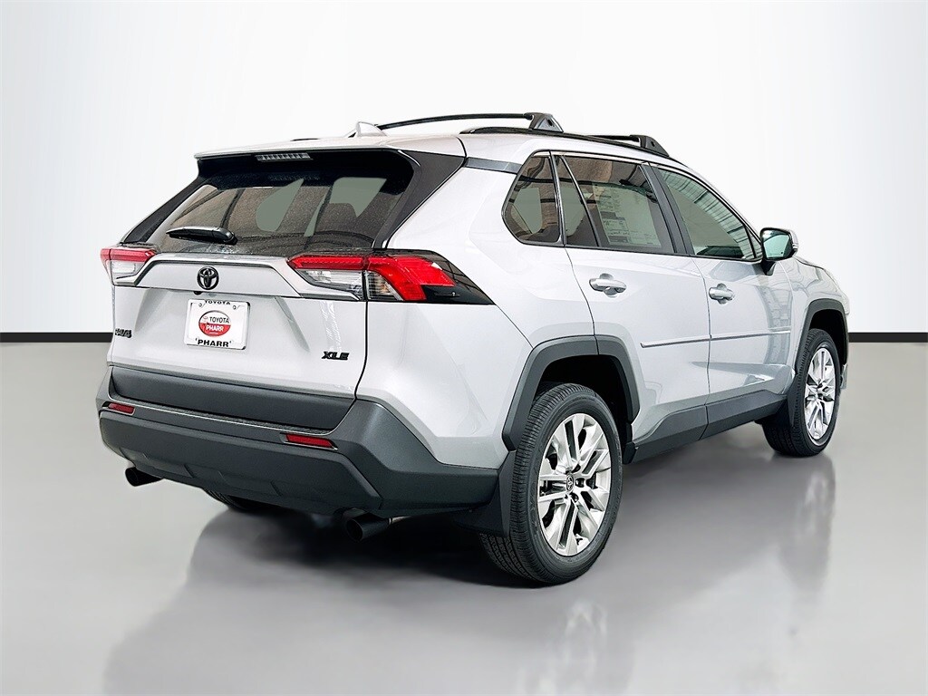 2025 Toyota RAV4 XLE Premium photo 4