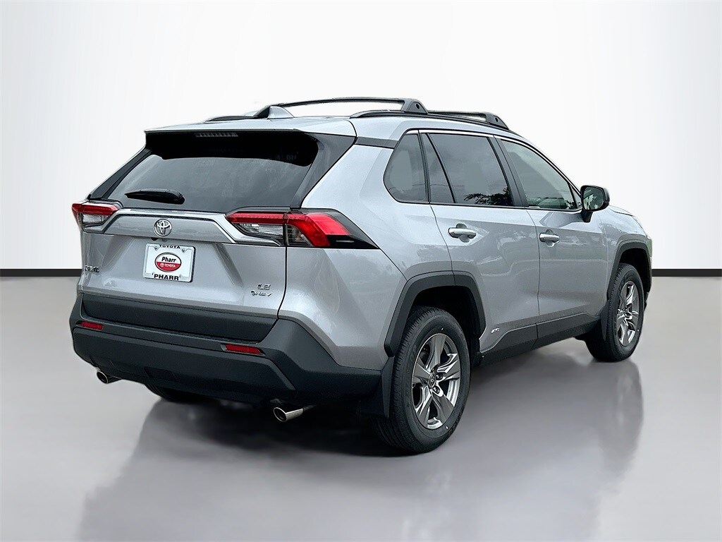 2025 Toyota RAV4 Hybrid LE photo 4
