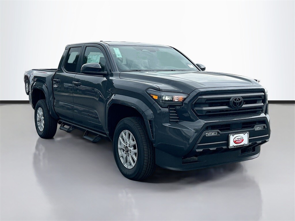2025 Toyota Tacoma SR5 photo 3