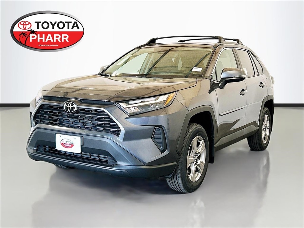 2025 Toyota RAV4 XLE's photo
