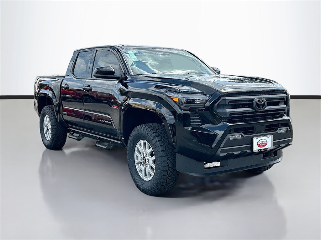 2025 Toyota Tacoma SR5 photo 3