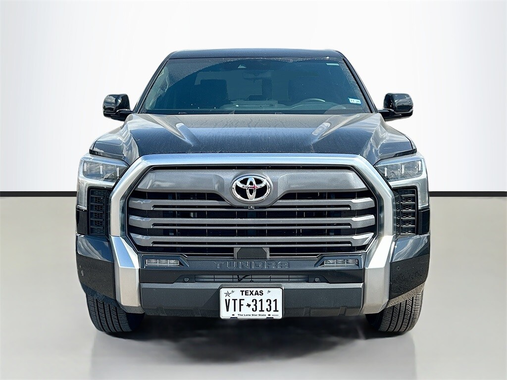 2025 Toyota Tundra Limited photo 2