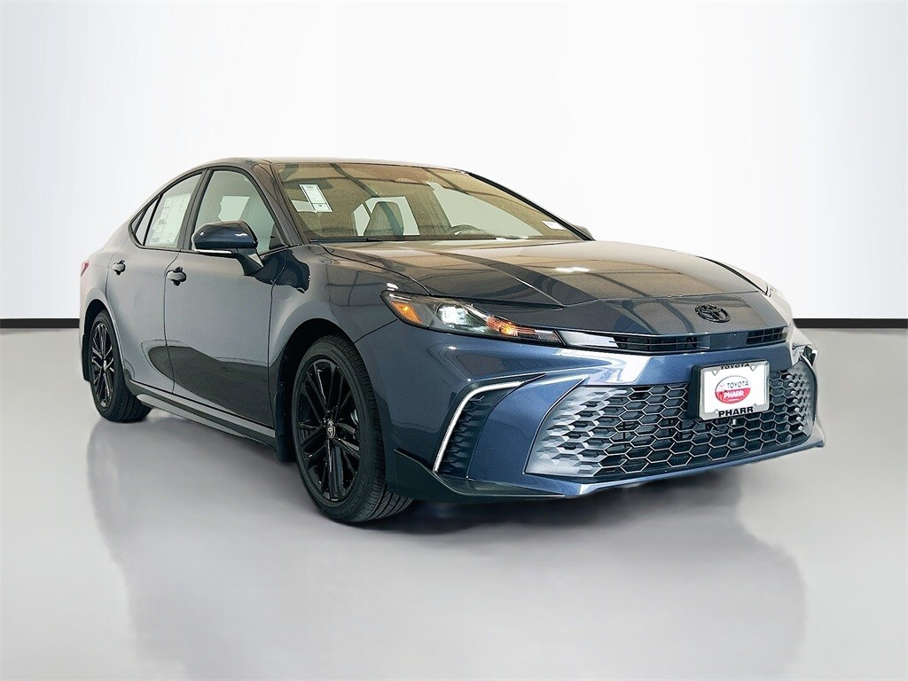2026 Toyota Camry SE photo 2