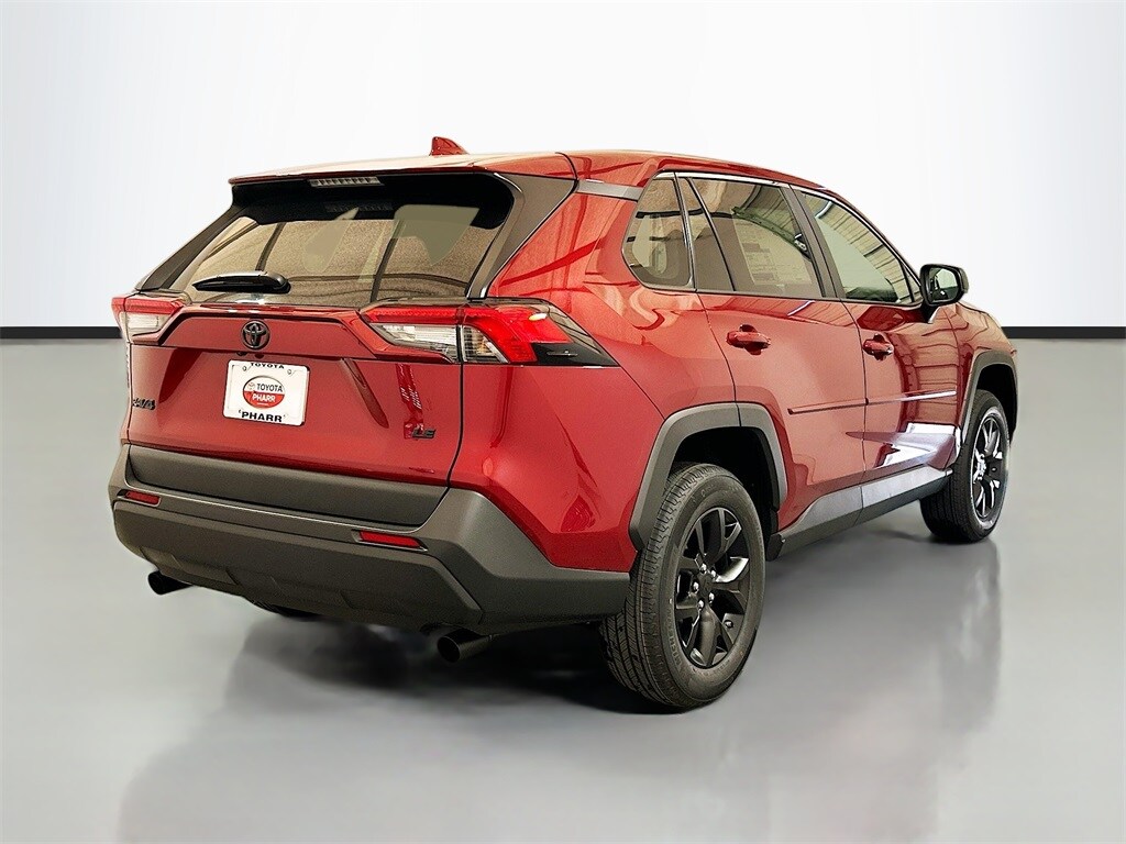 2025 Toyota RAV4 LE photo 3