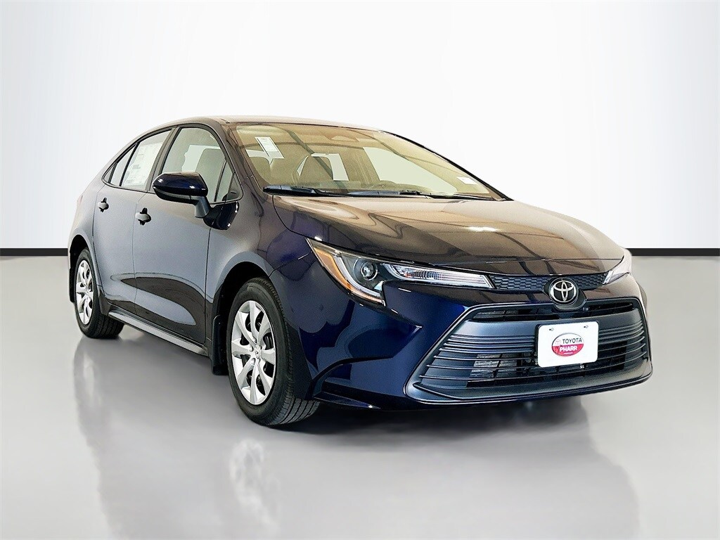 2026 Toyota Corolla LE photo 3