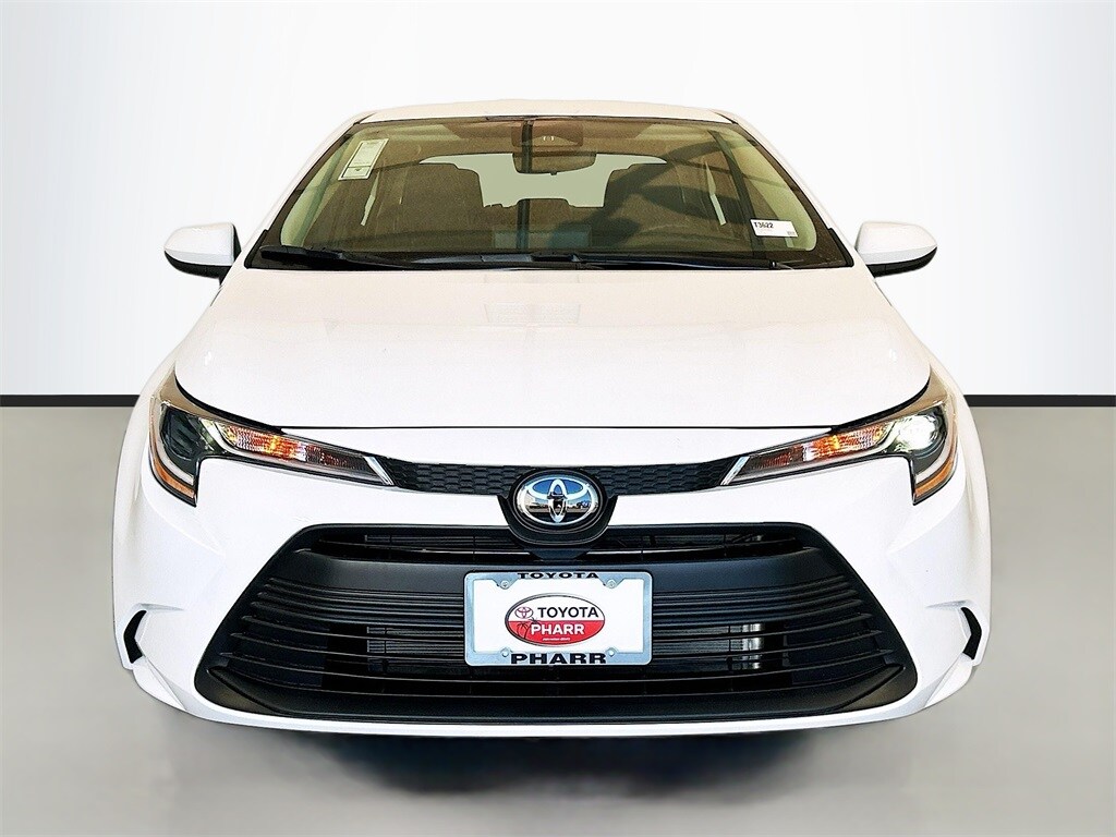 2026 Toyota Corolla LE photo 2
