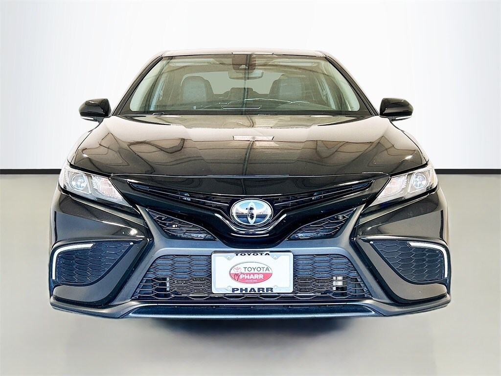 2024 Toyota Camry SE photo 2