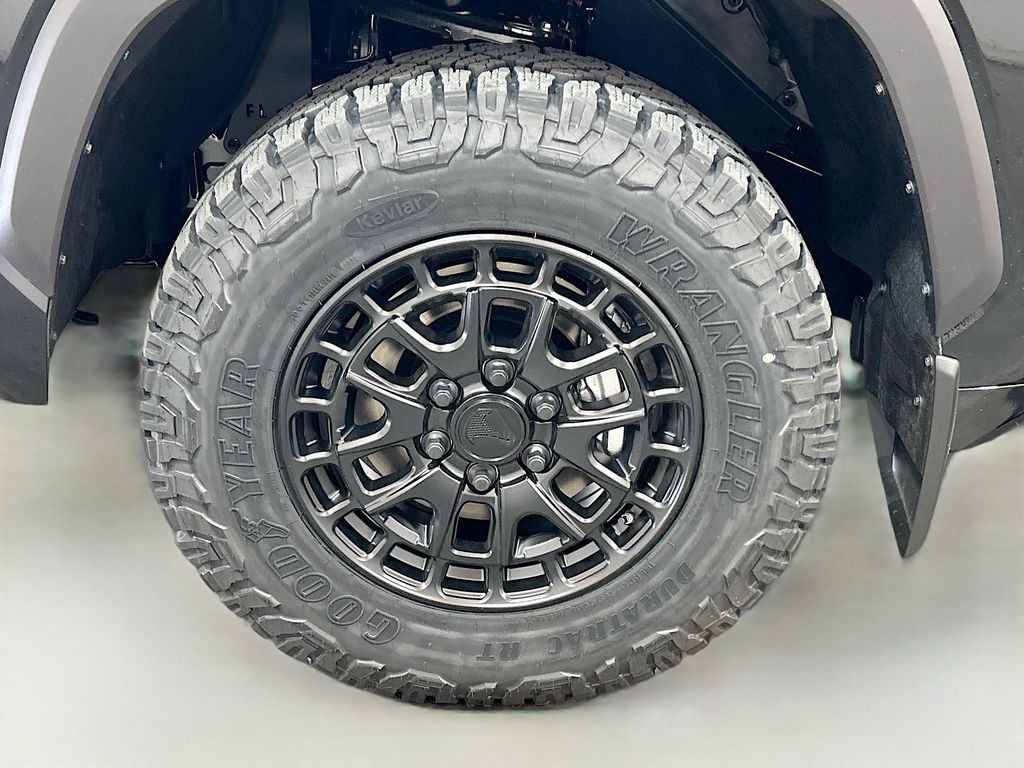 2026 Toyota Tundra SR5 - Photo 9