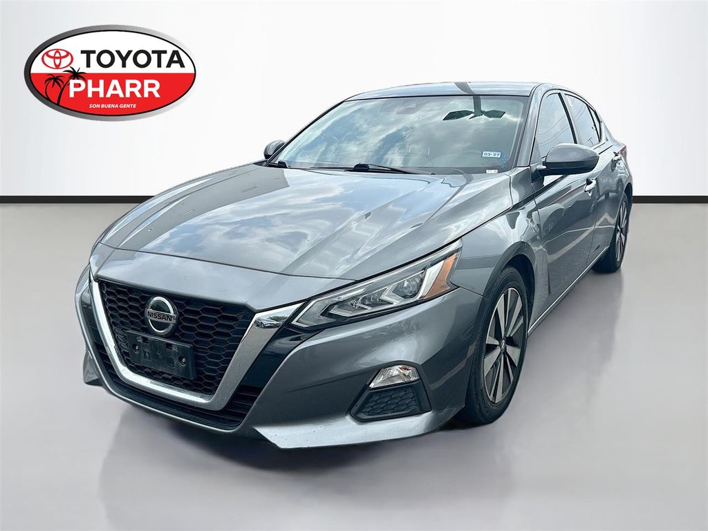 2022 Nissan Altima SV