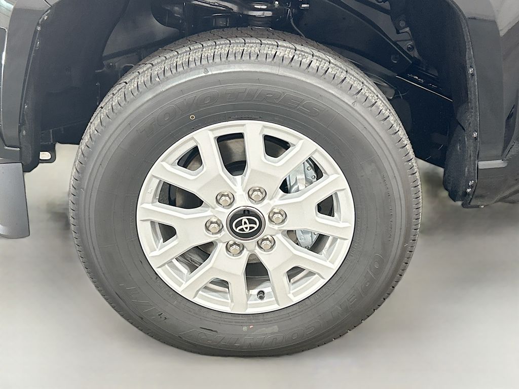 2026 Toyota Tacoma SR5 - Photo 24