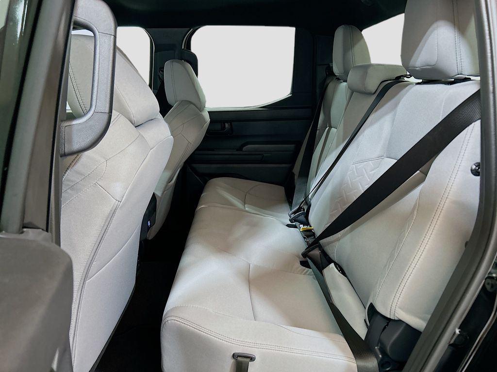 2026 Toyota Tacoma SR5 - Photo 19