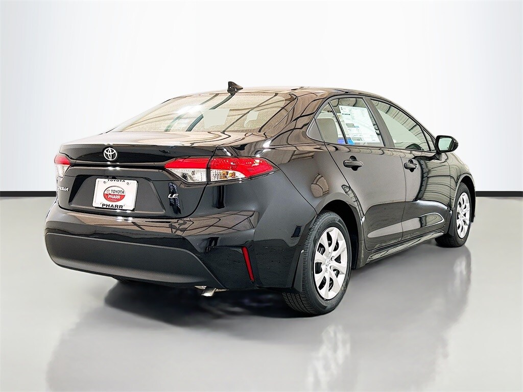 2026 Toyota Corolla LE photo 4