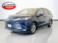 2024 Toyota Sienna XLE 8 Passenger Van Passenger Van
