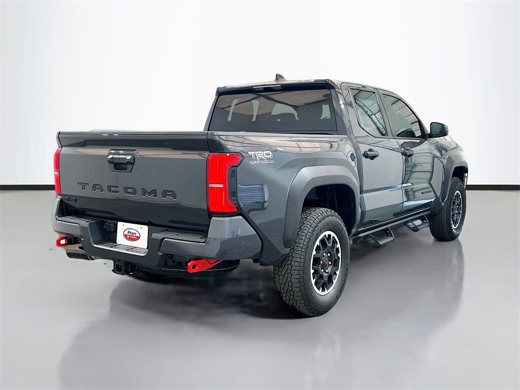 2025 Toyota Tacoma TRD Off-Road photo 4