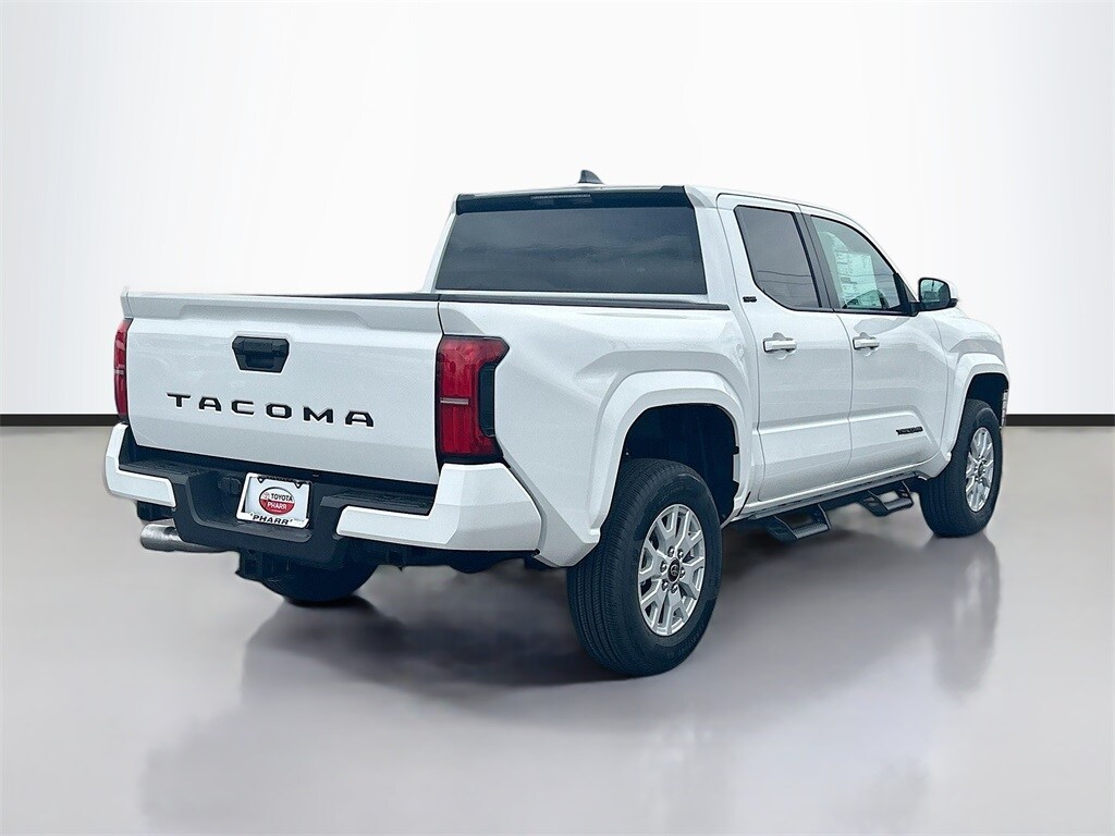 2025 Toyota Tacoma SR5 photo 4