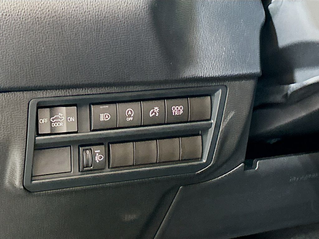 2026 Toyota Tundra SR5 - Photo 11