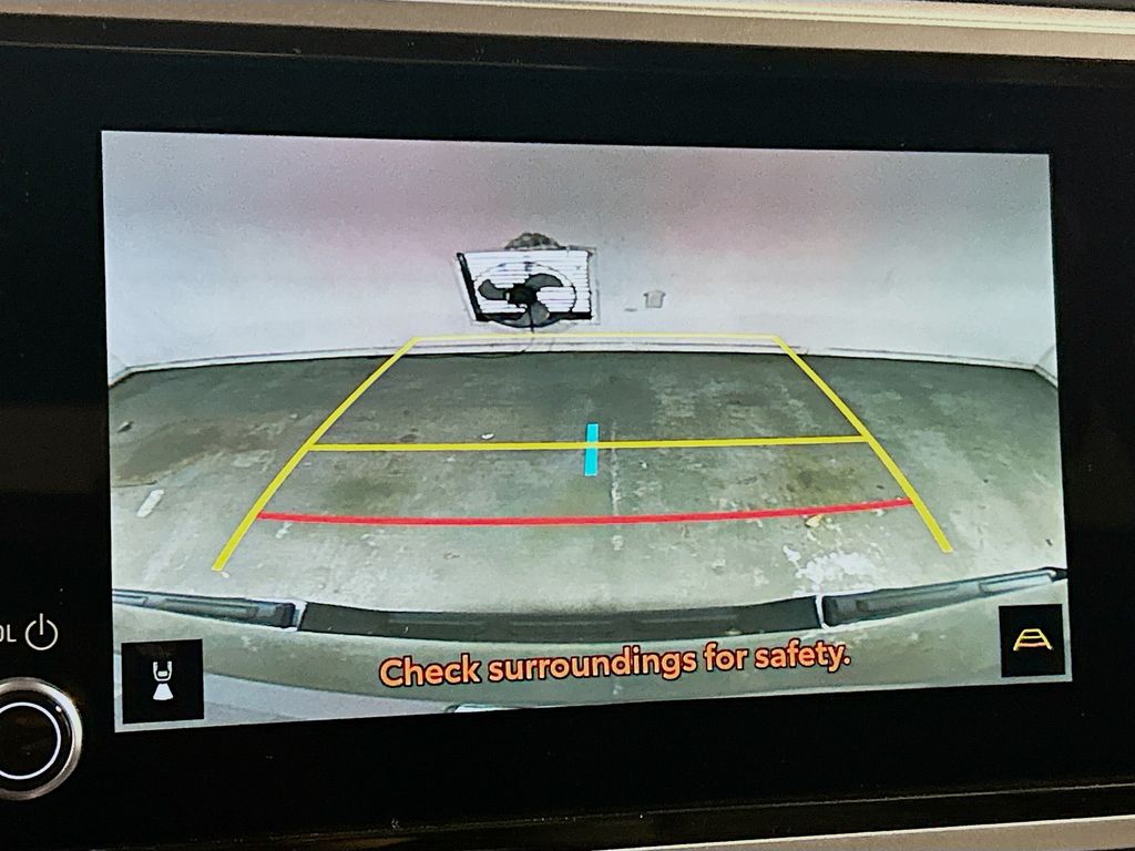 2026 Toyota Tundra SR5 - Photo 14