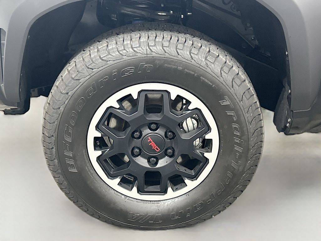 2025 Toyota Tacoma TRD Off Road - Photo 26