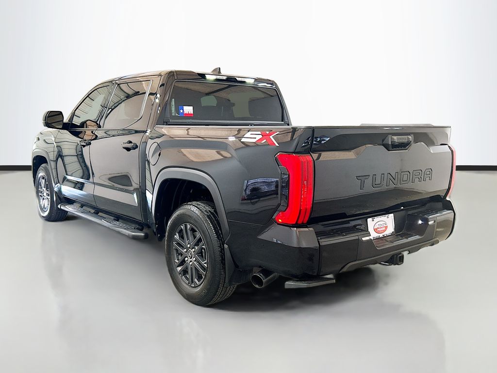 2024 Toyota Tundra SR5 - Photo 6