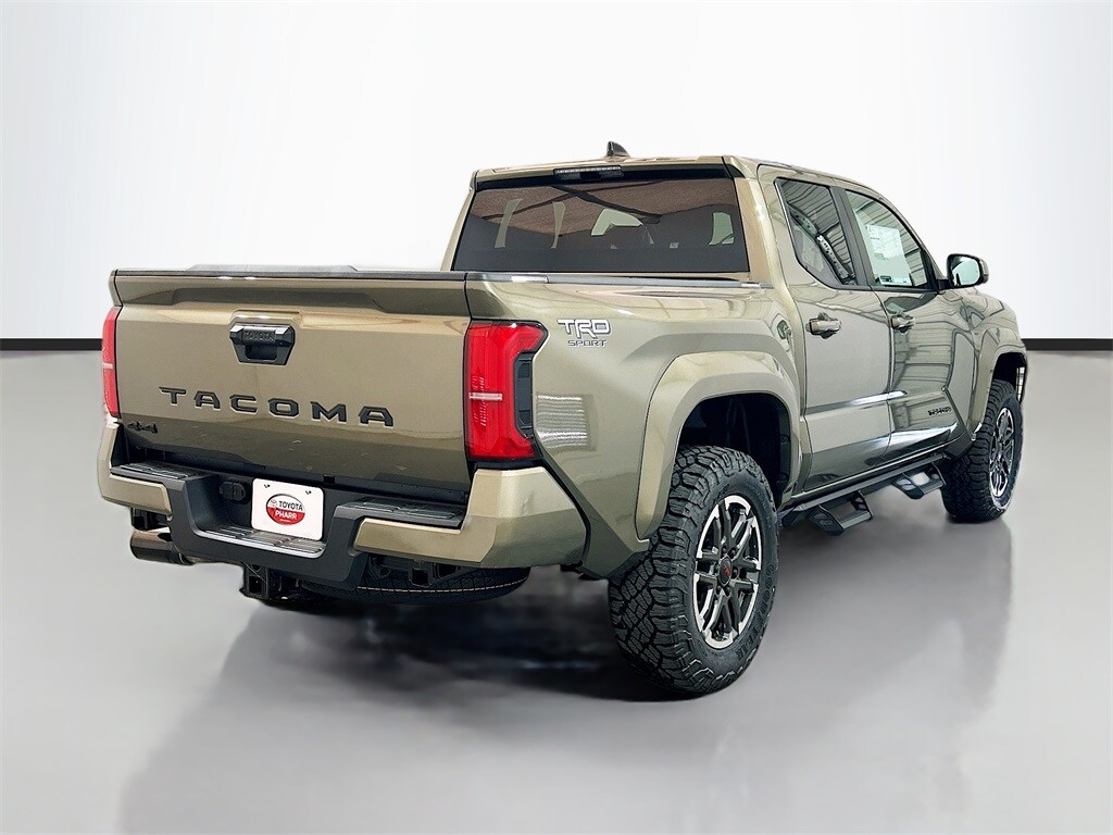 2025 Toyota Tacoma TRD Sport photo 3