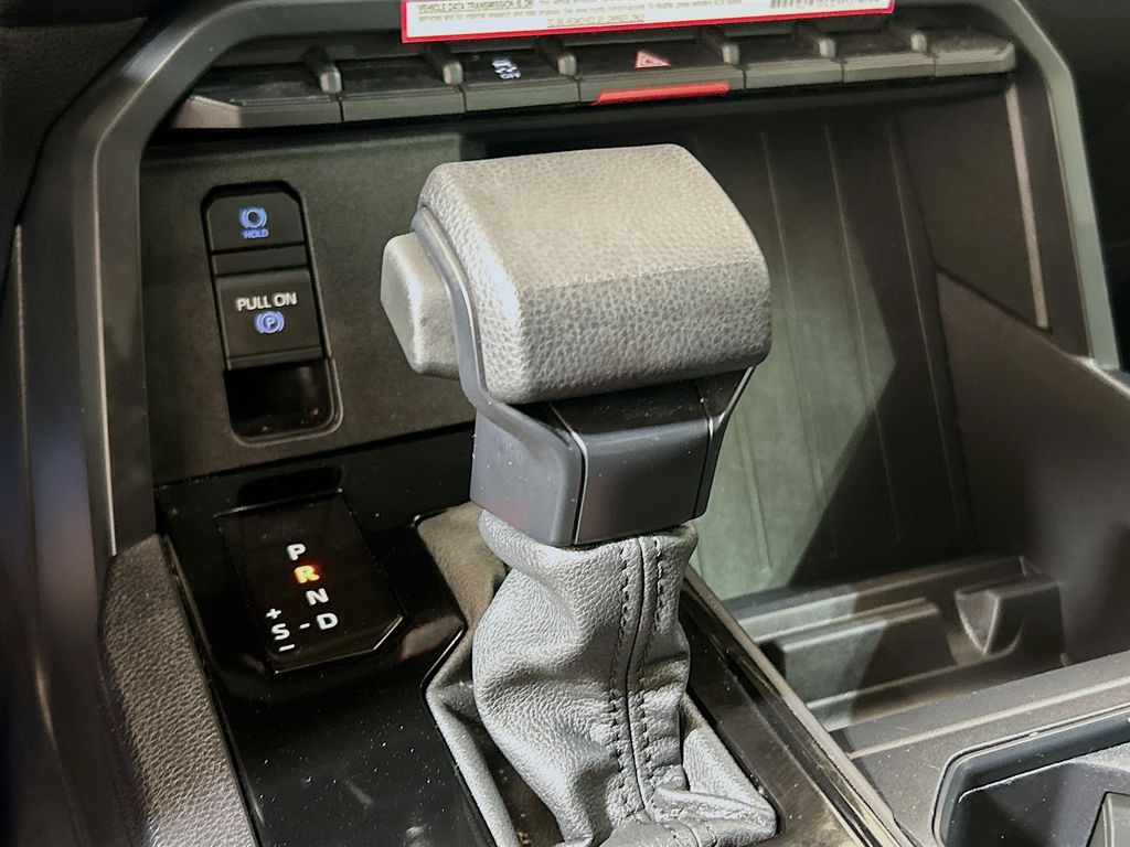 2024 Toyota Tundra SR5 - Photo 14